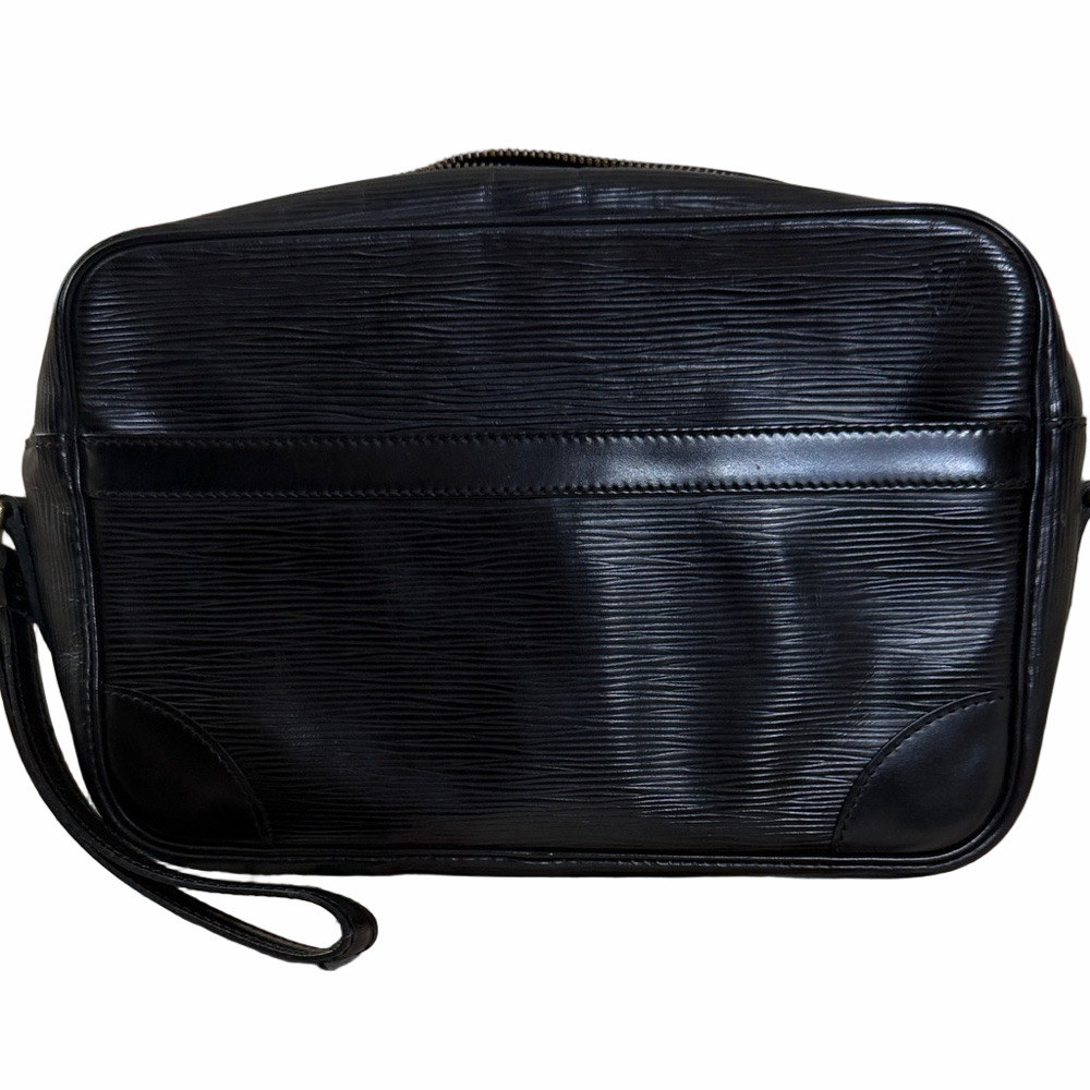 Vintage Louis Vuitton Epi Trocadero 27